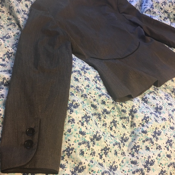 Nine West Grey Blazer - Picture 7 of 8